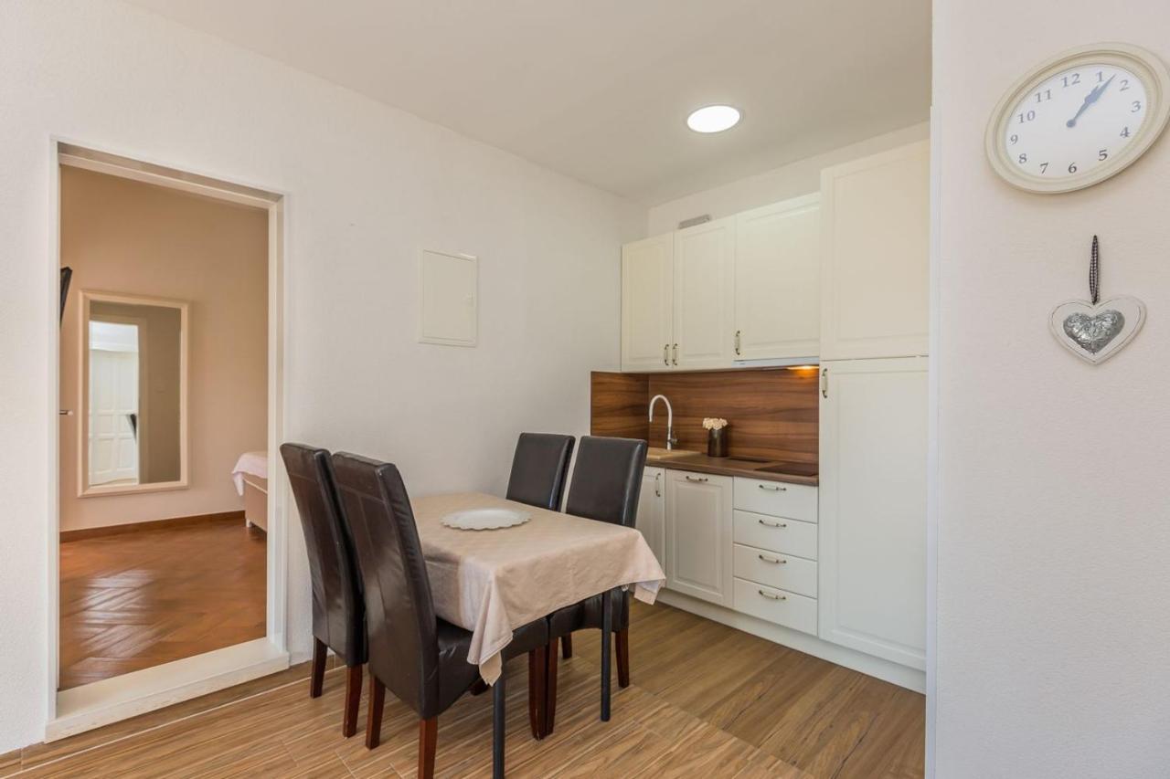 Arapovic Apartment